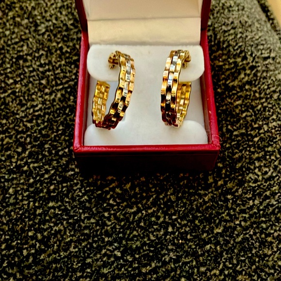 Jewelry - Beautiful woman’s 14k tri color hoops. Beautiful basket design Made in Italy